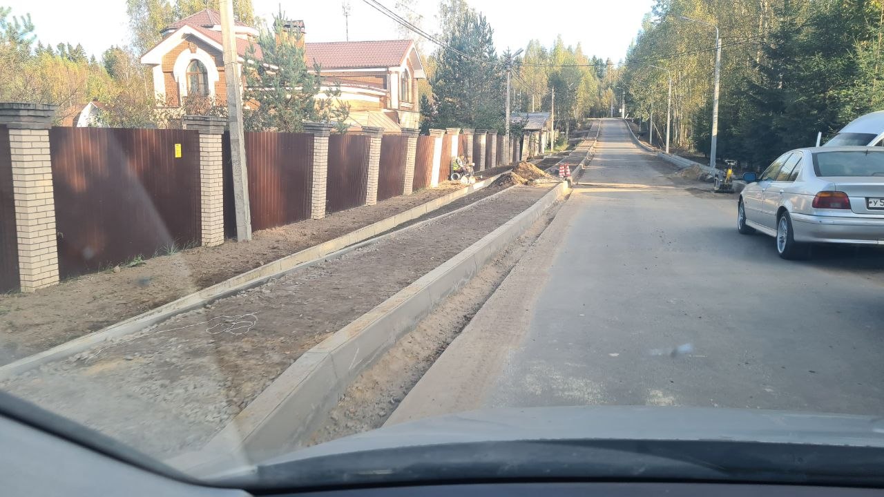 Капитальный ремонт автомобильной дороги на Зеркальной улице